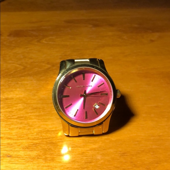Michael Kors Pink Faced Watch - Picture 1 of 2